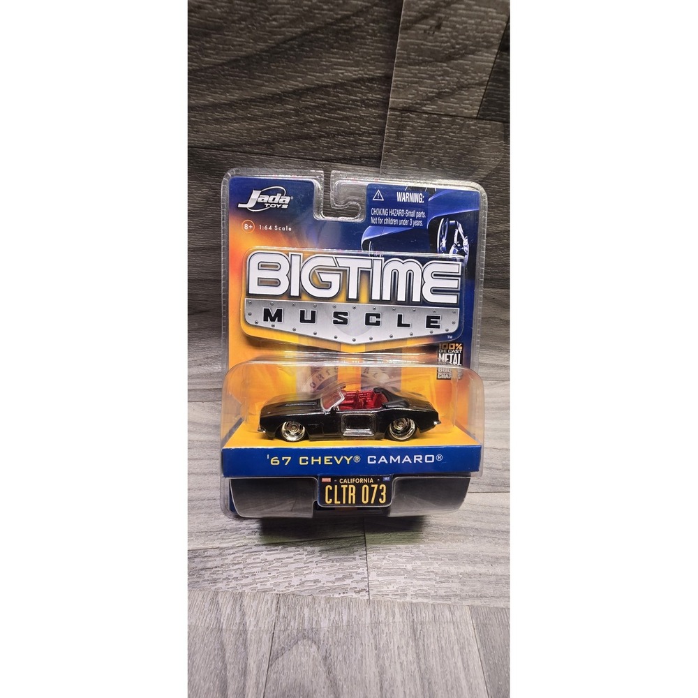 Jada Toys Bigtime Muscle '67 Chevy Camaro Convertible 2006 Wave 7 Black/Red Int
